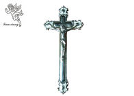 Srebrna trumienka z tworzywa sztucznego Krucyfiks pochowany z dekoracją 44,8 x 20,8 cm rozmiar dla pokrywki kieszonkowej